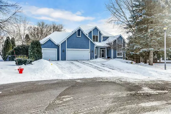 13330 Greenwich CT, Apple Valley, MN 55124