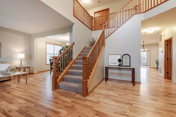 Chanhassen, MN 55317,1435 Bethesda CIR