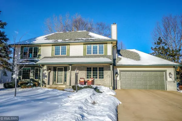 1042 Autumn Bay, Woodbury, MN 55125