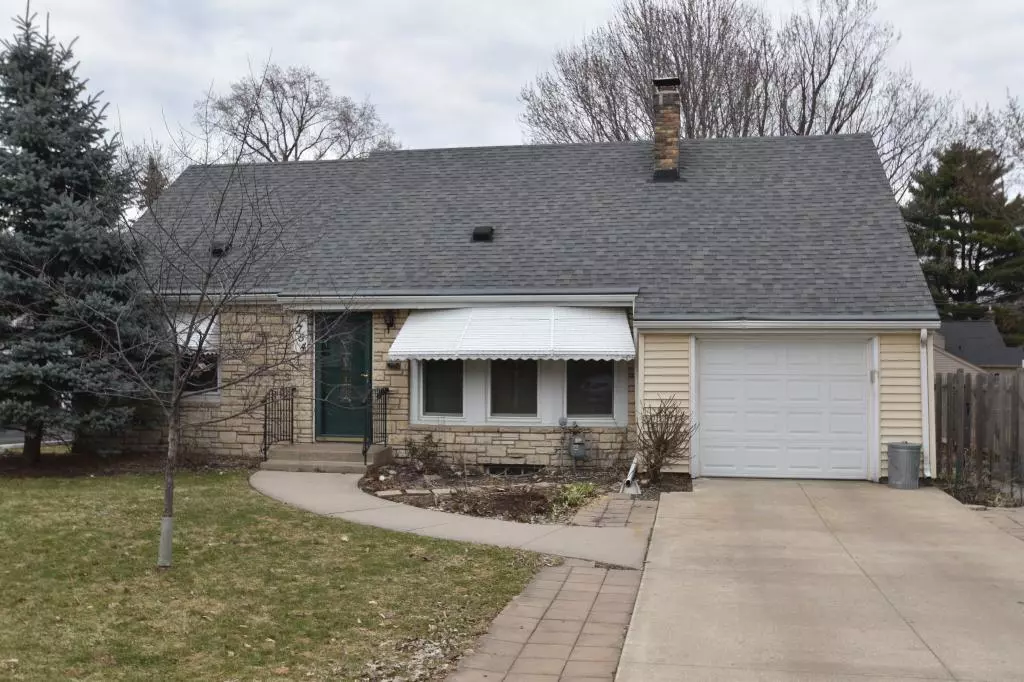 Falcon Heights, MN 55113,1754 Pascal ST