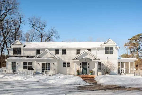 1382 Tamarack DR, Medina, MN 55356