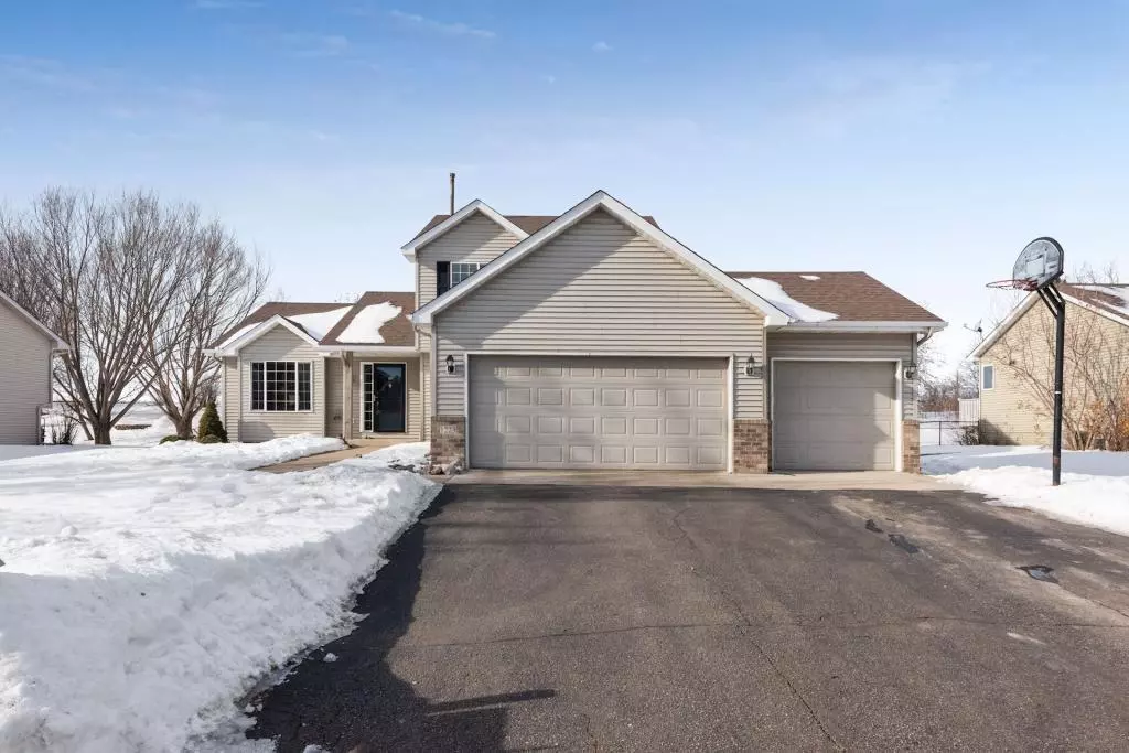 Waconia, MN 55387,1223 Kinder DR