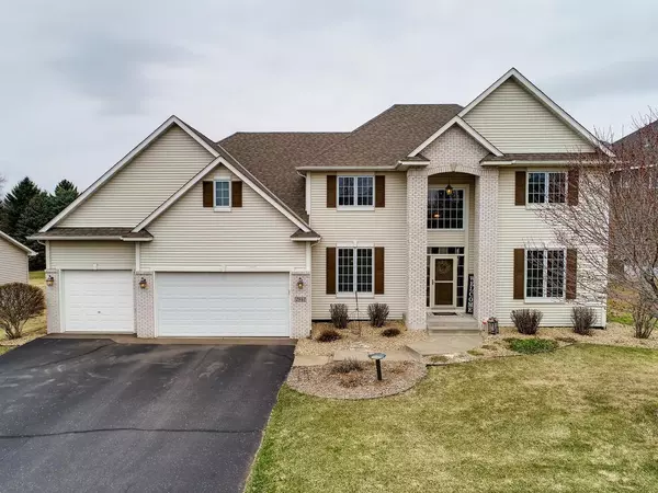 2841 Eagle Valley CIR, Woodbury, MN 55129