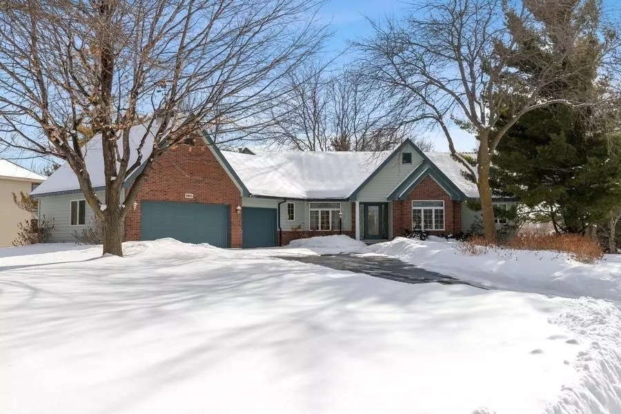 Victoria, MN 55386,2063 Woodstone CT