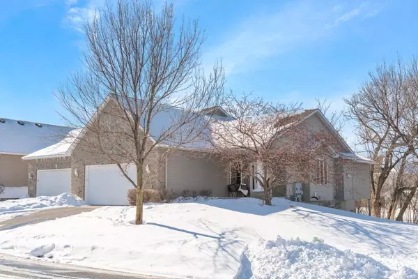 20587 Kearney PATH, Lakeville, MN 55044