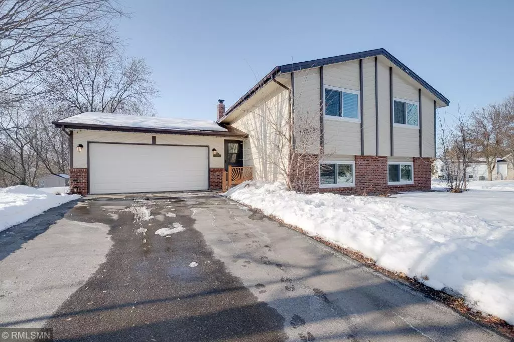 Prior Lake, MN 55372,5576 Lost Horizon CIR SE