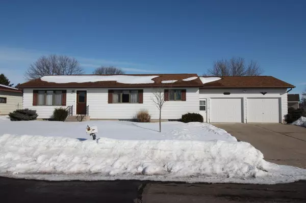 234 W 5th ST, Gibbon, MN 55335