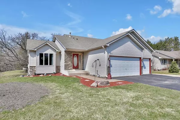 Lindstrom, MN 55045,30752 Marigold LN