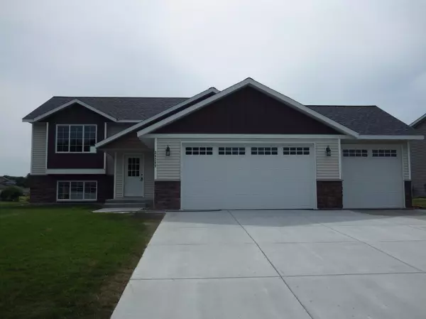 24249 Forestview CIR, Saint Augusta, MN 56301