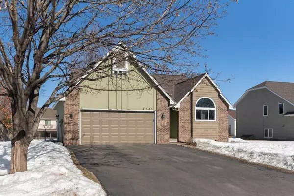 Apple Valley, MN 55124,7135 Upper 157th ST W