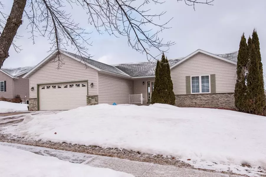 4429 Manor Brook DR NW, Rochester, MN 55901