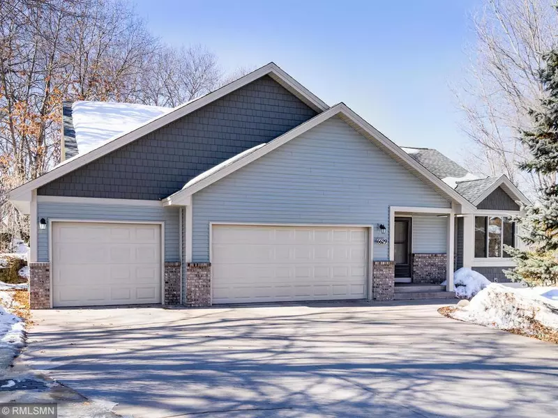 6629 Blue Heron DR, Lino Lakes, MN 55014