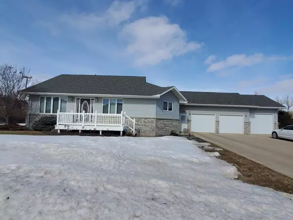 807 8th ST SW, Pipestone, MN 56164