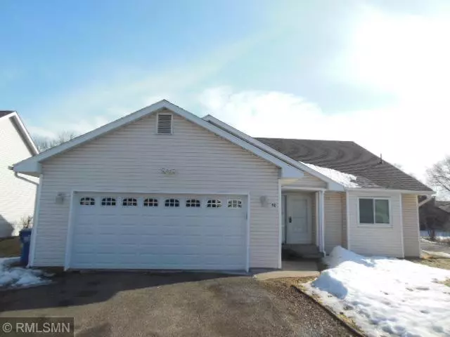 90 Rosewood DR, Little Canada, MN 55117