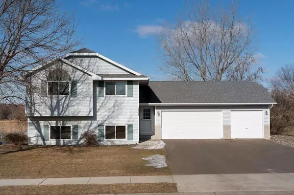 5893 Kalland AVE NE, Albertville, MN 55301