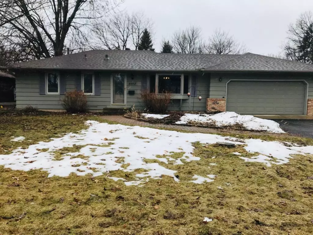 Bloomington, MN 55437,8932 Morris RD