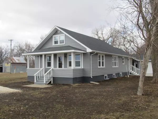 50 1st AVE N, Woodstock, MN 56186