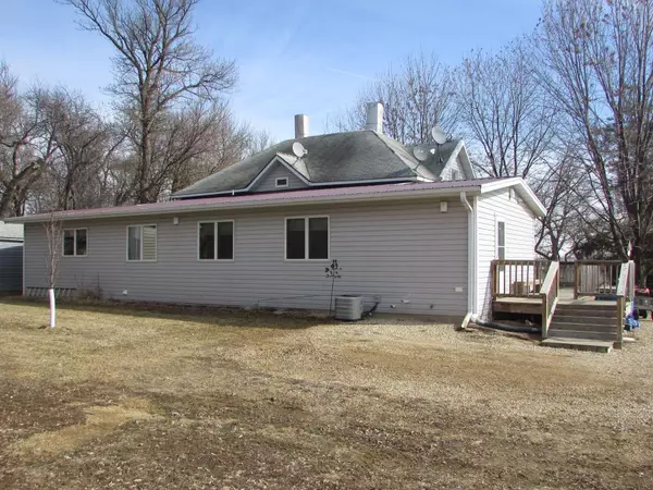 Pipestone, MN 56164,737 30th AVE