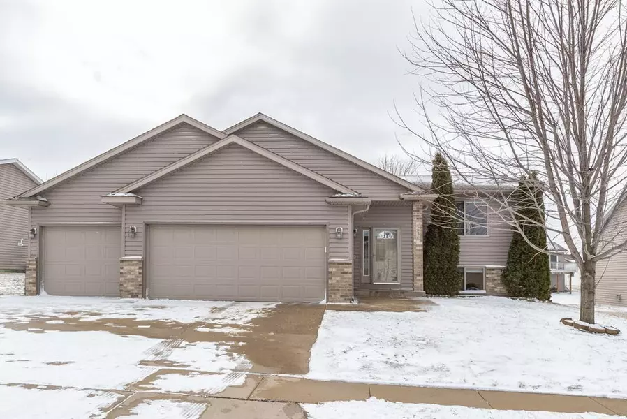 5856 Baron LN NW, Rochester, MN 55901