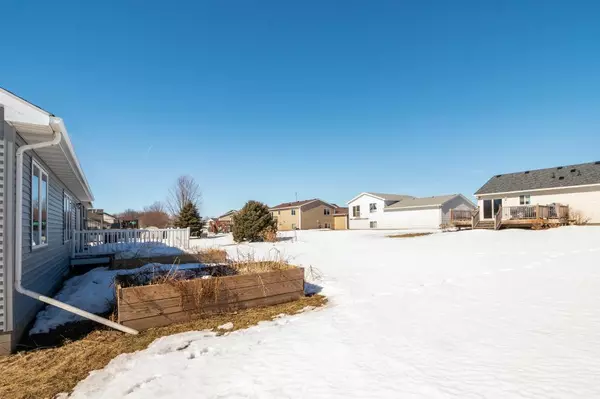 Kasson, MN 55944,400 10th AVE NE