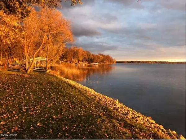 Henning, MN 56551,45714 Killdeer TRL