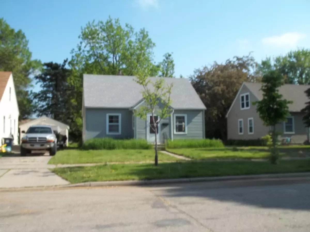 Morris, MN 56267,406 W 11th ST