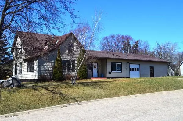 200 W 7th ST, Starbuck, MN 56381