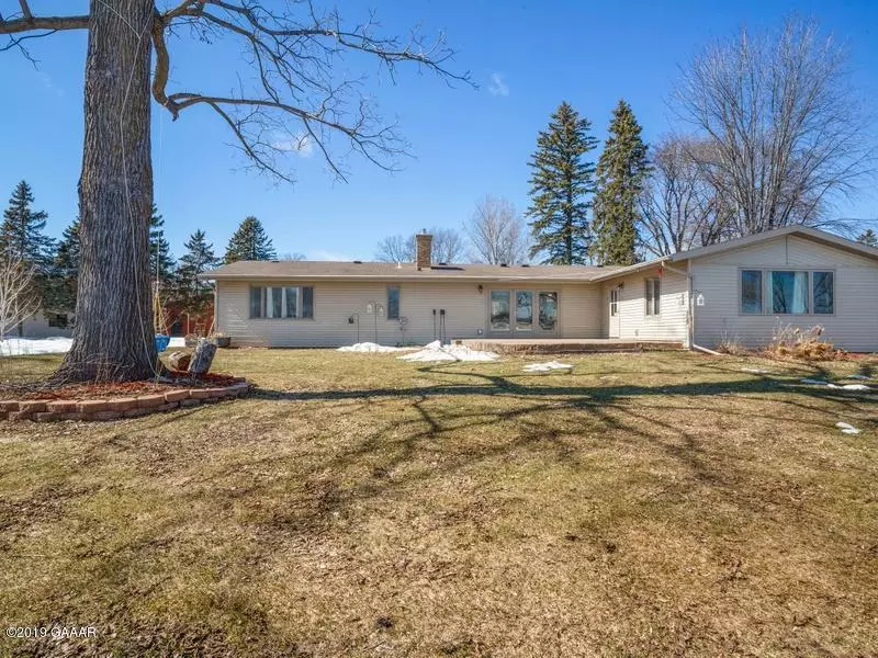 Alexandria, MN 56308,916 Bay LN NE