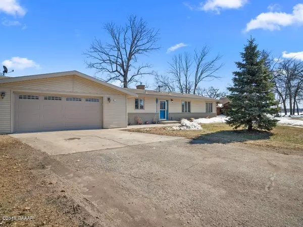 Alexandria, MN 56308,916 Bay LN NE