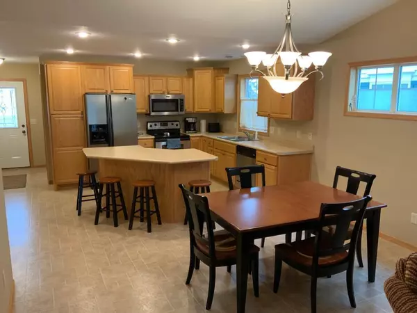 Sartell, MN 56377,476 2nd ST S