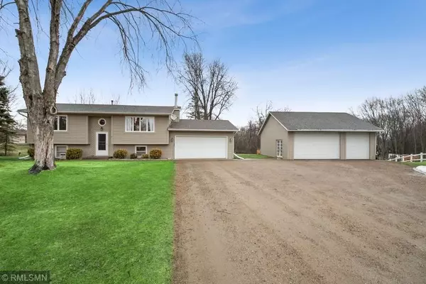 10120 Hage DR, Corcoran, MN 55374