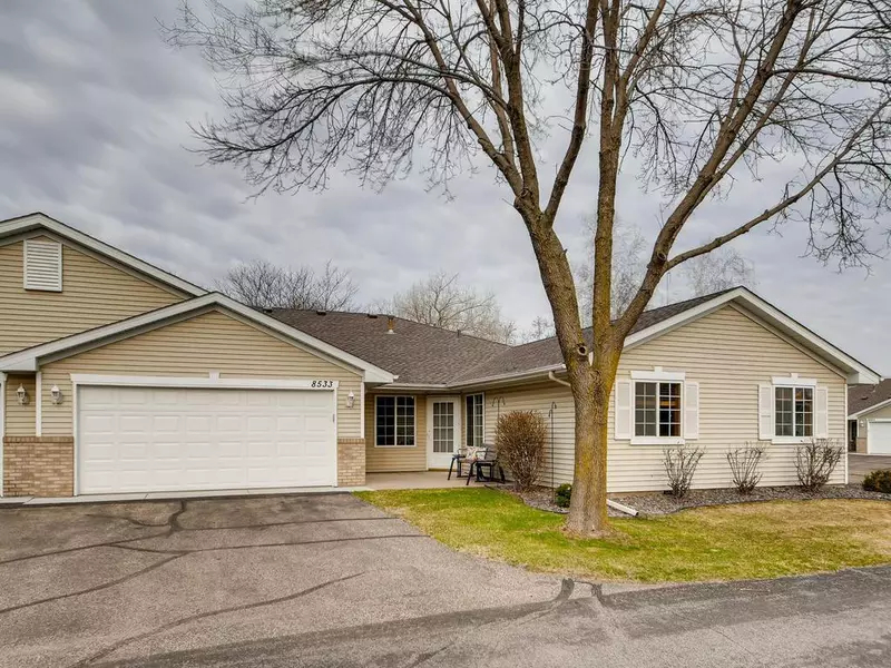 8533 Stratford LN, Brooklyn Park, MN 55443