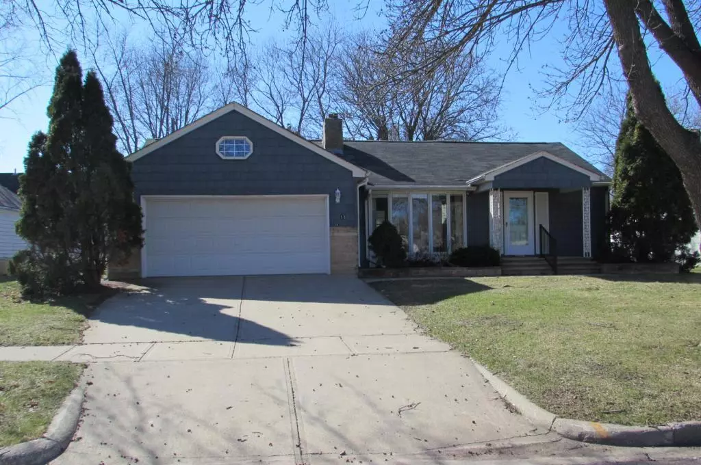 Jackson, MN 56143,611 Logan AVE