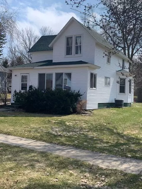 Waterville, MN 56096,312 Common ST