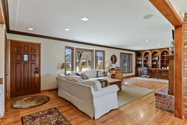 Edina, MN 55435,4525 Sedum LN