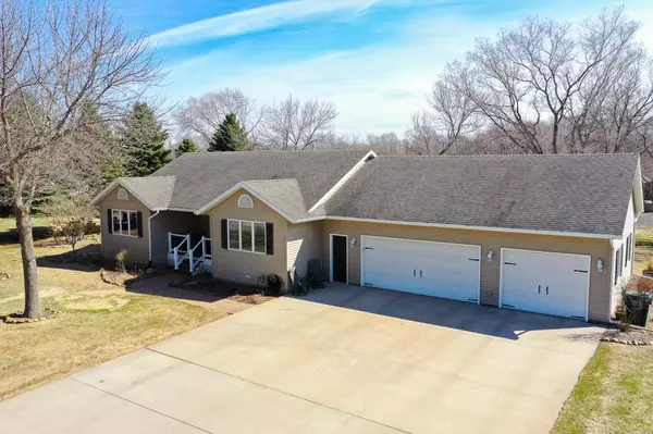 76 Shepard RD NW, Alexandria, MN 56308