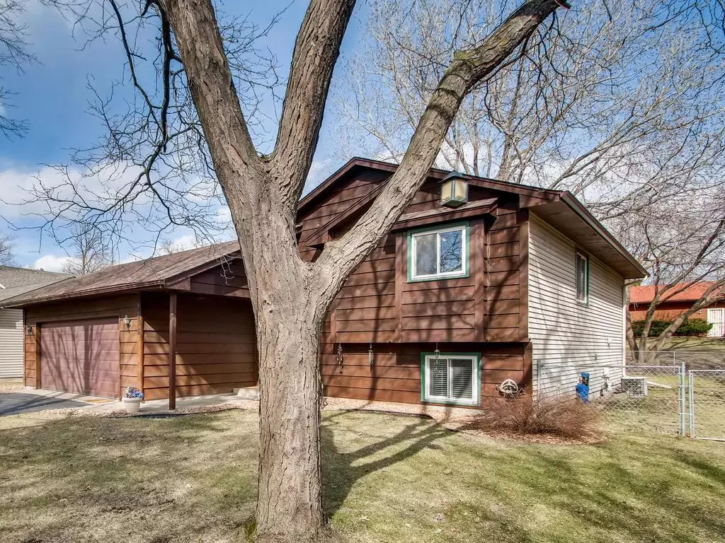 Coon Rapids, MN 55433,9835 Juniper ST NW