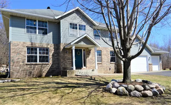 2112 Mill Pond DR,  Saint Cloud,  MN 56303