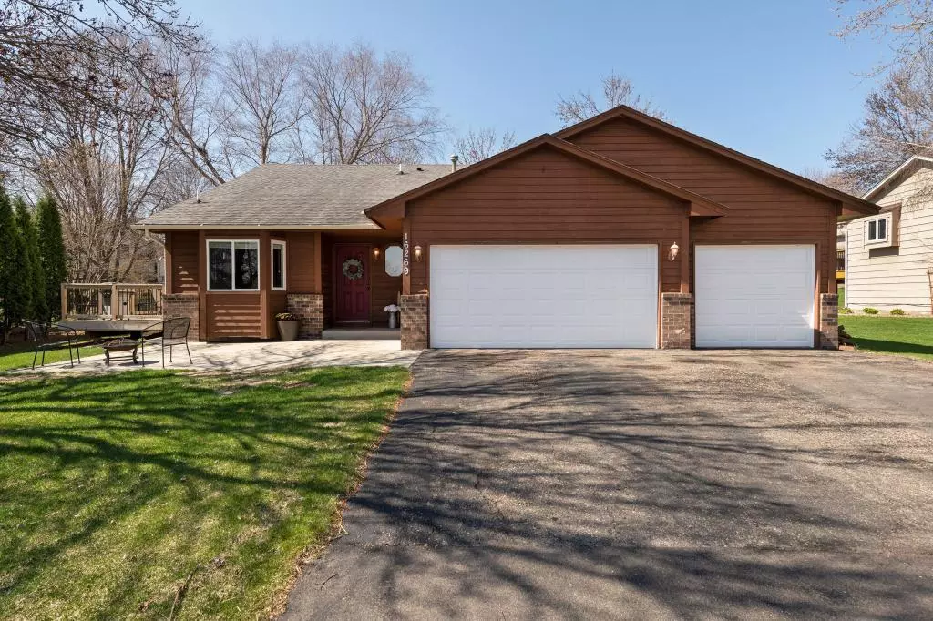 Lakeville, MN 55044,16269 Glen Oaks CT