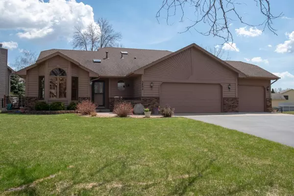 3894 121st CIR NW, Coon Rapids, MN 55433