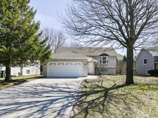 3566 Coachman RD, Eagan, MN 55122