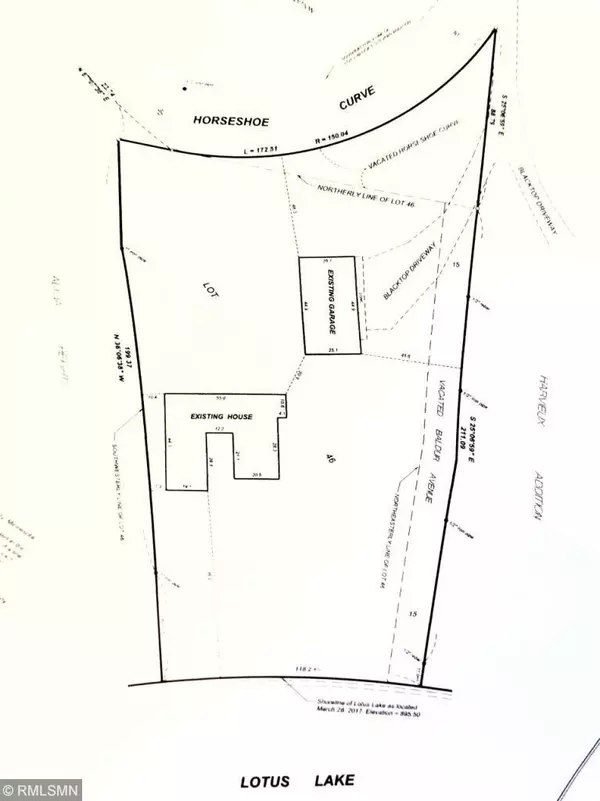 Chanhassen, MN 55317,6607 Horseshoe Curve