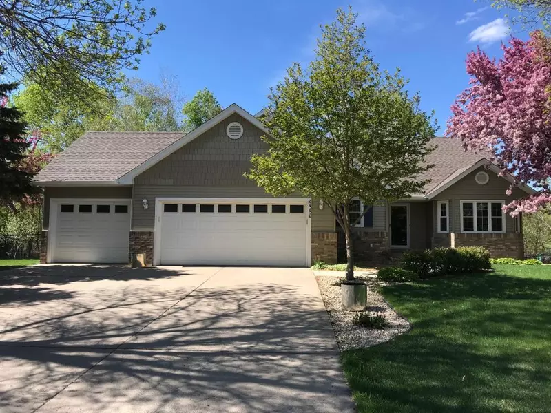 6381 Painted Turtle RD, Lino Lakes, MN 55014