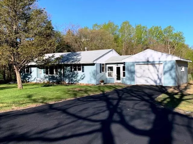 8241 Lake DR, Lino Lakes, MN 55014