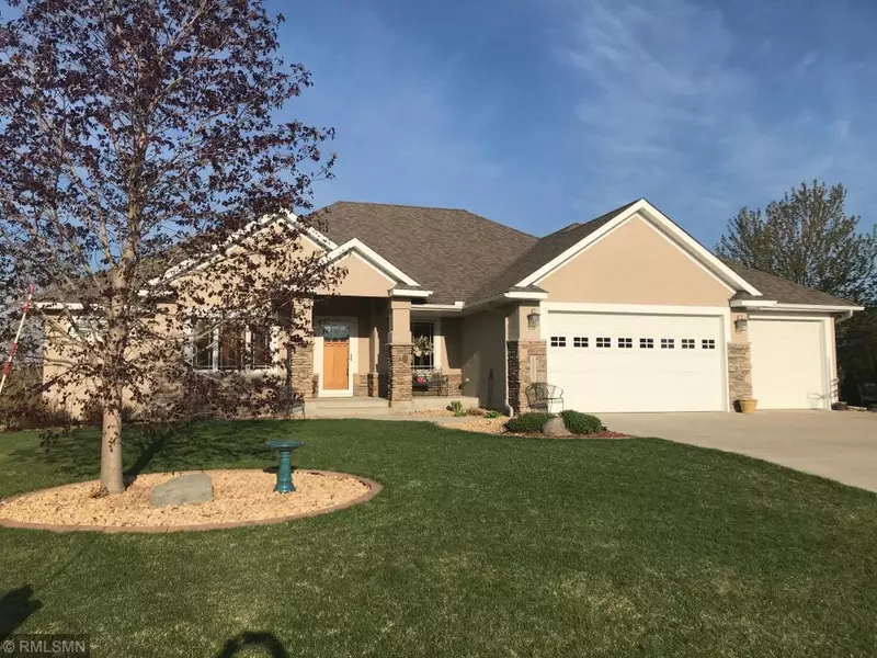 1212 Prairie CT NE, New Prague, MN 56071