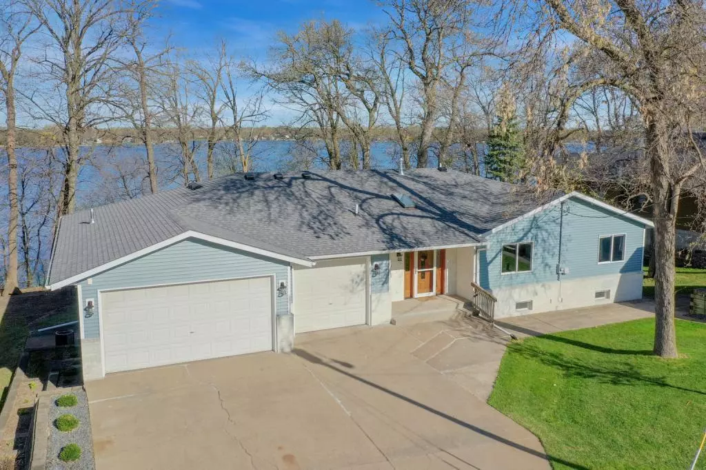 Lindstrom, MN 55045,14018 Old Holt CT