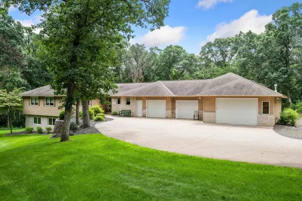 11660 Brentwood LN NW, Elk River, MN 55330