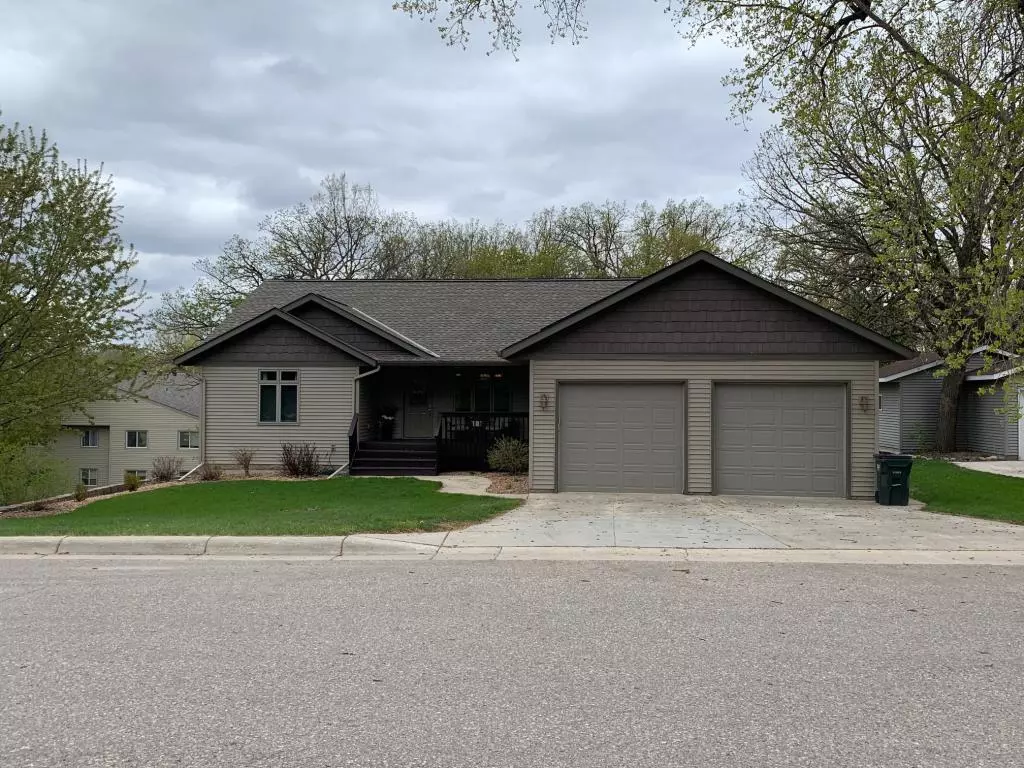 New London, MN 56273,115 Ash ST SE