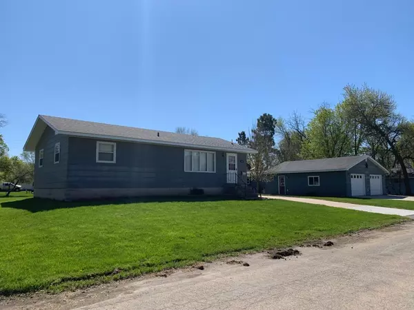 511 4th ST, Dawson, MN 56232