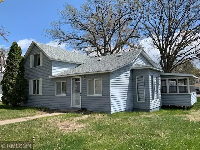 Little Falls, MN 56345,205 7th ST SE